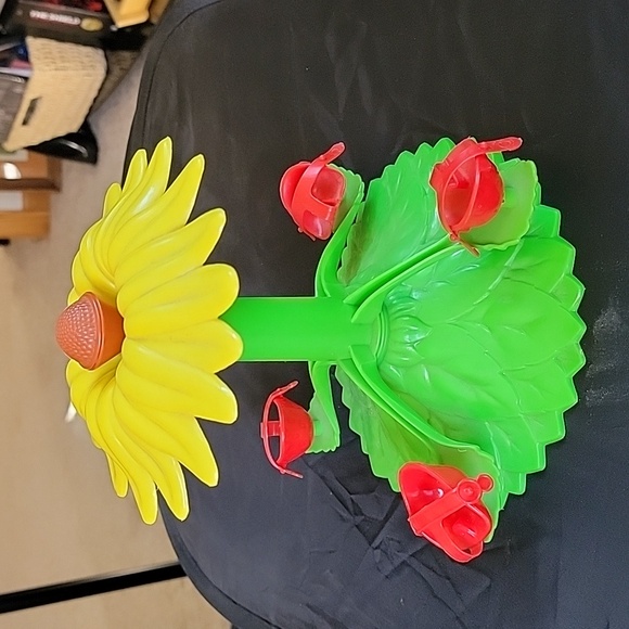 Strawberry Shortcake Sunflower Carousel Merry Go Round - VINTAGE - Picture 3 of 7